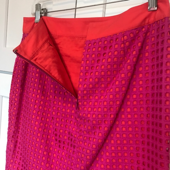 💎HP💎 Talbots Pink/Orange Eyelet Pencil Skirt - 4 - Picture 4 of 5